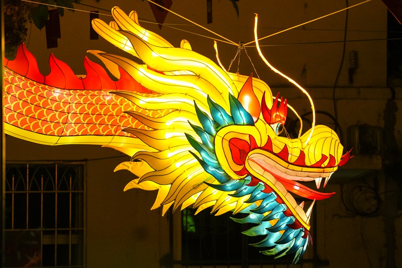 Shamrashamra za mwaka mpya wa jadi wa China zazidi kuongezeka huko Xiamen, China