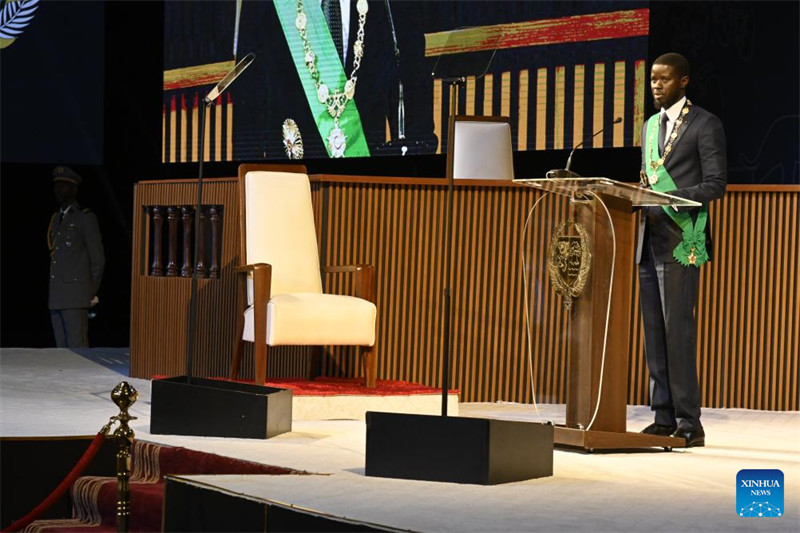 Bassirou Diomaye akizungumza baada ya kuapishwa kwake kuwa Rais mpya wa Senegal mjini Diamniadio, Senegal, Aprili 2, 2024. (Picha na Demba Gueye/Xinhua)