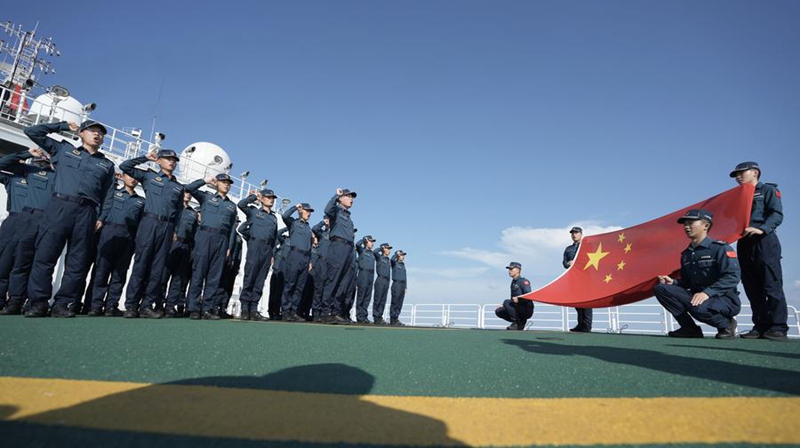 Walinzi wa Pwani ya China wafanya mazoezi kwenye maji ya Huangyan Dao, Bahari ya China ya Kusini