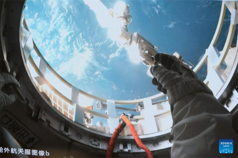 Wanaanga wa China wa Chombo cha Shenzhou-18 wakamilisha kazi yao ya kwanza ya kutembea kwenye anga ya juu