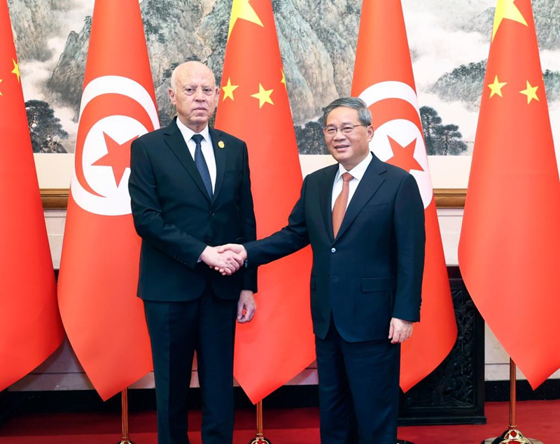 Waziri Mkuu wa China Li Qiang akikutana na Rais wa Tunisia Kais Saied kwenye Jumba la Wageni la Diaoyutai mjini Beijing, China, Mei 30, 2024. (Xinhua/Liu Weibing)