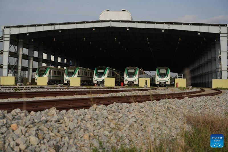 Reli ya metro iliyojengwa na China yatoa huduma ya safari ya kufurahisha na ya starehe katika mji mkuu wa Nigeria