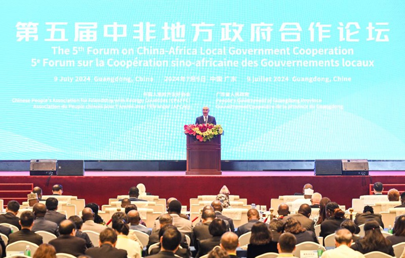 Naibu Waziri Mkuu wa China Liu Guozhong, ambaye pia ni mjumbe wa Ofisi ya Siasa ya Kamati Kuu ya Chama cha Kikomunisti cha China (CPC), akihutubia hafla ya ufunguzi wa mkutano wa 5 wa Baraza la Ushirikiano wa Serikali za Mitaa kati ya China na Afrika, mjini Guangzhou, Mkoa wa Guangdong, Kusini mwa China, Julai 9, 2024. (Xinhua/Chen Yehua)