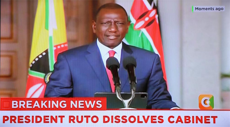 Picha hii iliyopigwa Julai 11, 2024 ikimuonyesha Rais wa Kenya William Ruto akitoa hotuba kwenye televisheni. (Xinhua/Dong Jianghui)