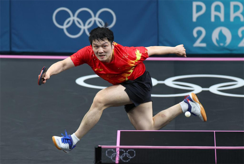 Fan Zhendong wa China Anyakua Medali ya kwanza ya Dhahabu ya Mchezo wa Tenisi ya Mezani kwa wanaume kwenye Michezo ya Olimpiki ya Paris