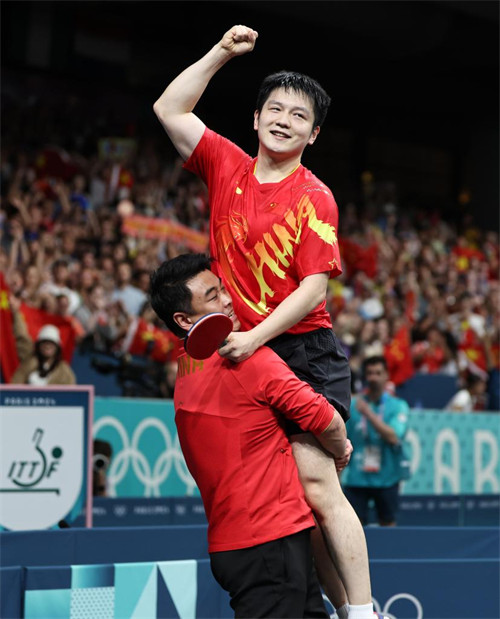 Fan Zhendong wa China Anyakua Medali ya kwanza ya Dhahabu ya Mchezo wa Tenisi ya Mezani kwa wanaume kwenye Michezo ya Olimpiki ya Paris