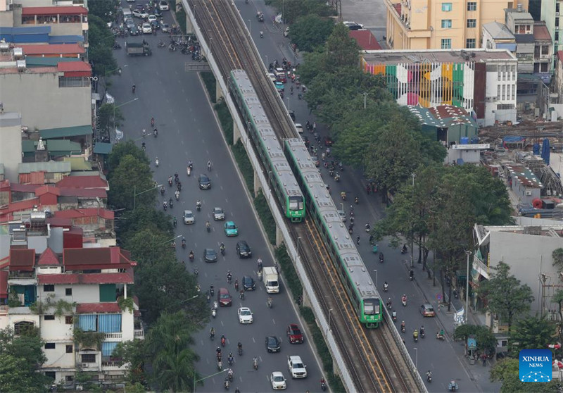 Mwonekano wa reli iliyojengwa na China mjini Hanoi, Vietnam