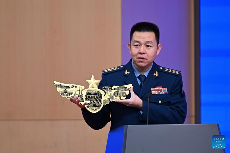 Xie Peng, msemaji wa  Jeshi la Anga la China akiwa kwenye mkutano na waandishi wa habari tarehe 5, Novemba, 2024. (Yu Hongchun/Xinhua)