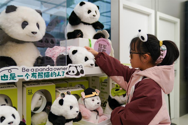 Midoli ya kibunifu ya China ya mnyama panda yapata umaarufu kote duniani