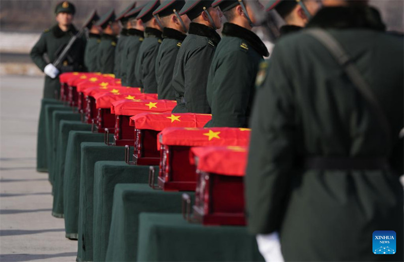 Mabaki ya miili ya askari wahanga 43 wa China katika Vita vya Korea yarudishwa nyumbani kutoka Jamhuri ya Korea