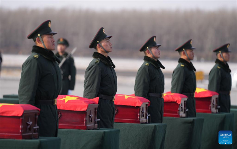 Mabaki ya miili ya askari wahanga 43 wa China katika Vita vya Korea yarudishwa nyumbani kutoka Jamhuri ya Korea