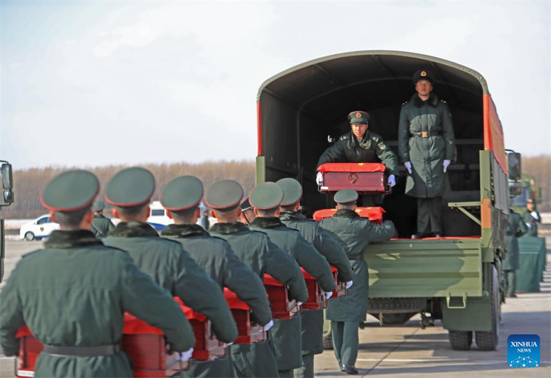 Mabaki ya miili ya askari wahanga 43 wa China katika Vita vya Korea yarudishwa nyumbani kutoka Jamhuri ya Korea