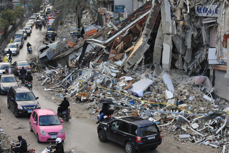 Walebanon waliokimbia makazi wamiminika nyumbani baada ya kusimamisha vita, wakiwa na furaha, hasara na ukosefu wa uhakika