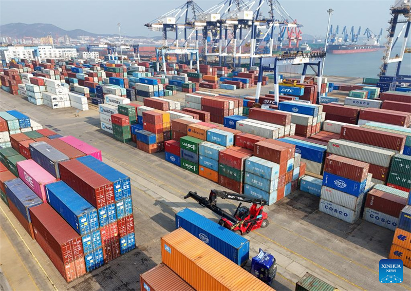 Biashara ya nje ya China yaonyesha ukuaji tulivu katika miezi 11 ya kwanza ya mwaka huu