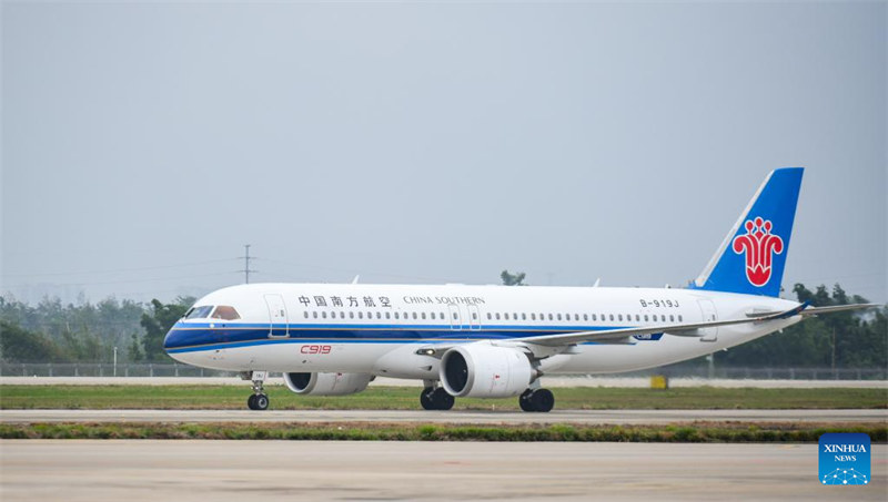 Ndege ya C919 yafanya safari ya kibiashara kwa mafanikio kwenye Njia ya Guangzhou-Haikou