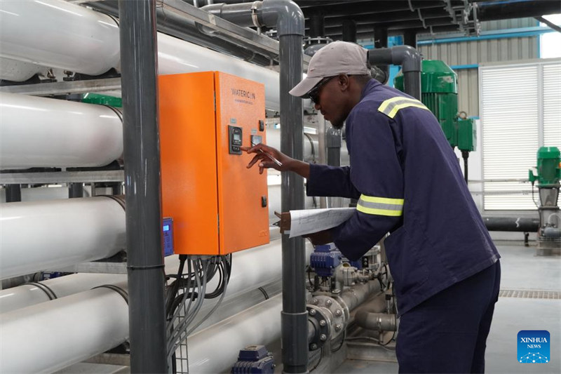 Mradi uliojengwa na kampuni ya China waleta maji safi kwa wanakijiji wa Botswana