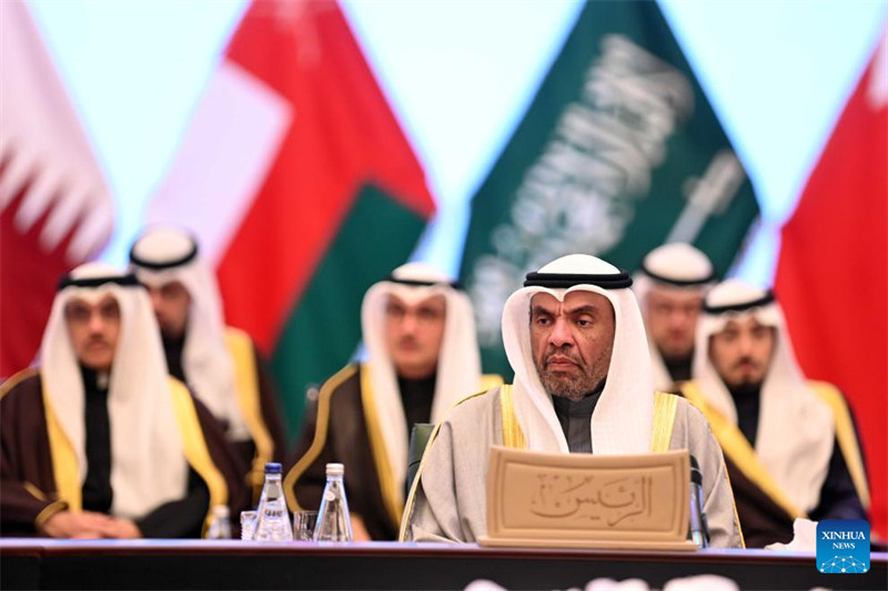 Waziri wa Mambo ya Nje wa Kuwait Abdullah Ali Al-Yahya akiongoza mkutano maalum wa 46 wa Baraza la Mawaziri la Baraza la Ushirikiano wa Eneo la Ghuba (GCC) huko Kuwait City, Kuwait, Desemba 26, 2024. (Picha na Asad/Xinhua)