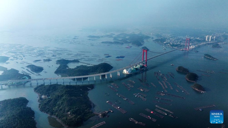 Daraja refu zaidi la kuvuka bahari katika Mkoa wa Guangxi lazinduliwa rasmi