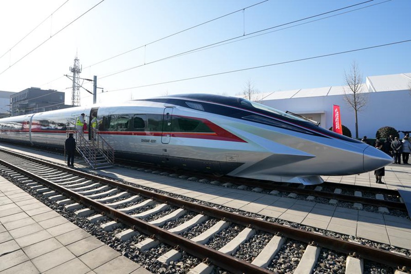 Picha hii ikionyesha treni ya mwendokasi ya CR450AF mjini Beijing, China, Desemba 29, 2024. (Xinhua/Ju Huanzong)