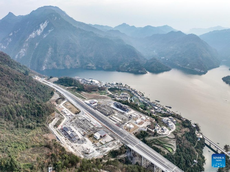 Sehemu mpya za barabara kuu ya pili ya Chongqing-Hunan zazinduliwa rasmi kwa usafiri wa umma