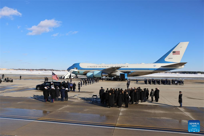 Mwili wa Rais wa zamani wa Marekani Jimmy Carter wawasili katika mji mkuu, Washington, D.C.