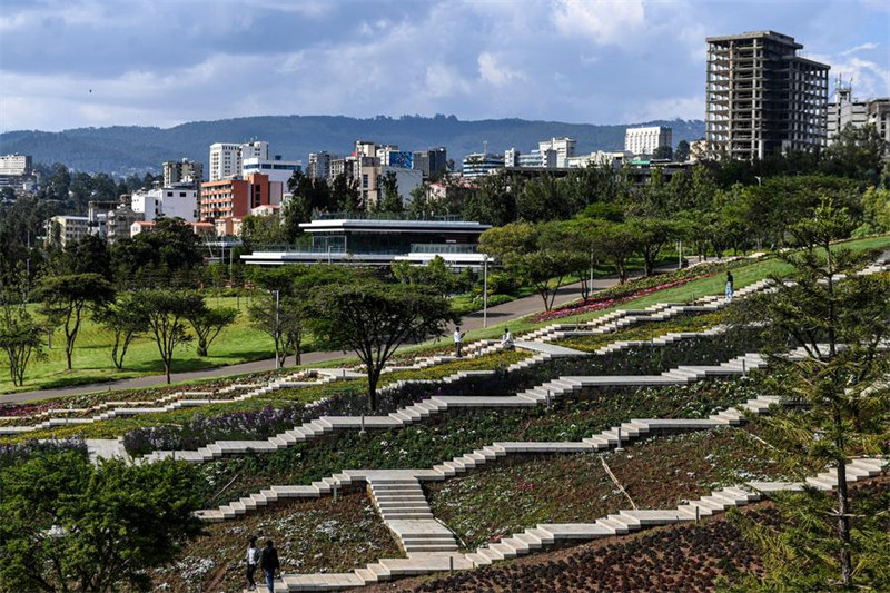 Picha hii, iliyopigwa Februari 18, 2024, ikionyesha mandhari ya Bustani ya Urafiki mjini Addis Ababa, Ethiopia. (Xinhua/Li Yahui)