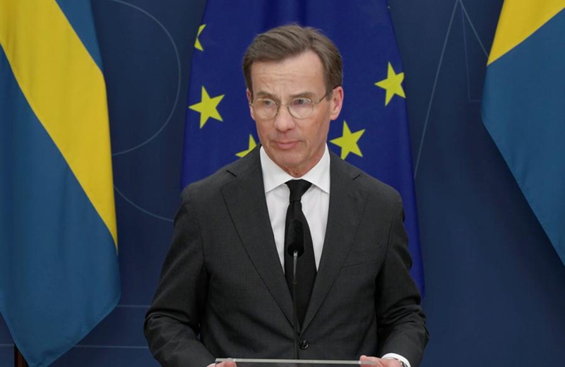 Hii ni picha ya skrini iliyochukuliwa kutoka kwenye video ya mkutano na waandishi wa habari wa serikali ya Sweden uliofanyika jioni ya Februari 4, 2025. (Xinhua/ Zhu Haochen)