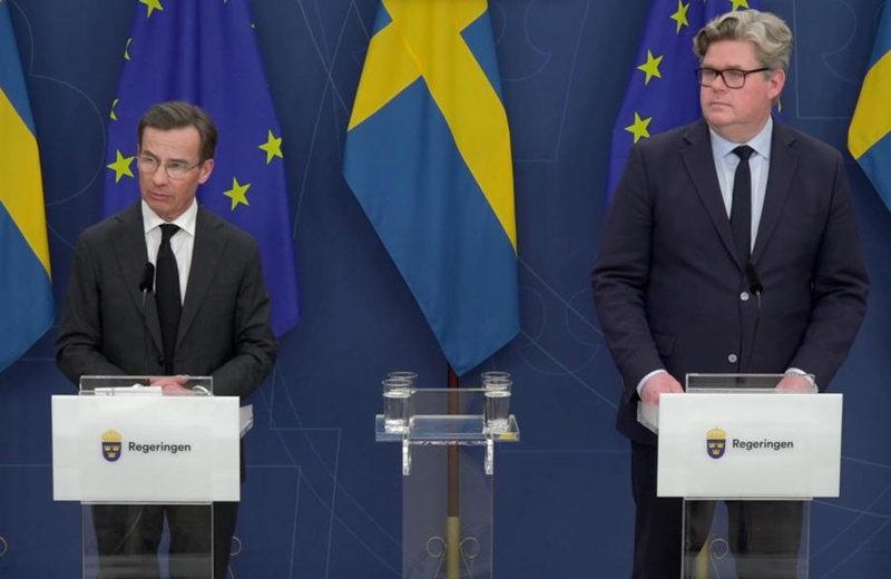 Hii ni picha ya skrini iliyochukuliwa kutoka kwenye video ya mkutano na waandishi wa habari wa serikali ya Sweden uliofanyika jioni ya Februari 4, 2025. (Xinhua/ Zhu Haochen)