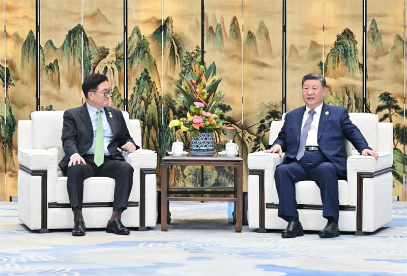 Rais Xi Jinping wa China akikutana na Spika wa Bunge la Korea Kusini Woo Won-shik mjini Harbin, Mkoani Heilongjiang, kaskazini-mashariki mwa China, Februari 7, 2025. (Xinhua/Yue Yuewei)