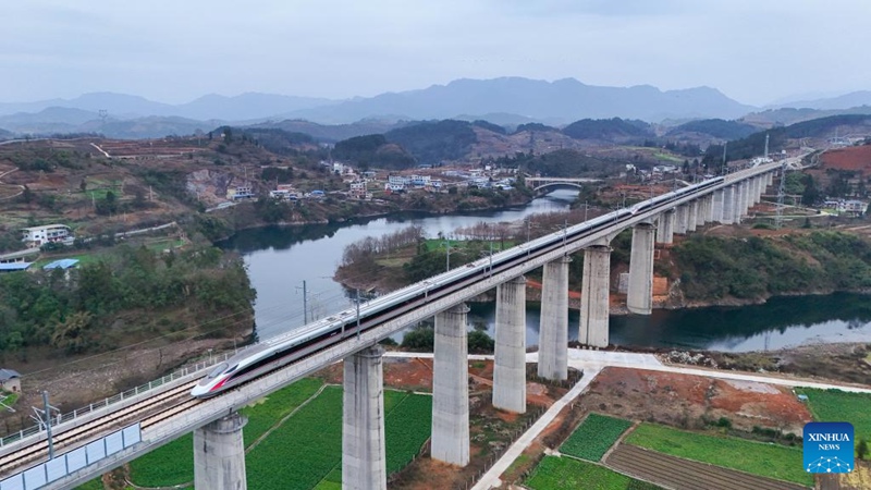 Dereva wa treni ya mwendokasi ashuhudia maendeleo ya miundombinu ya usafiri ya maskani yake