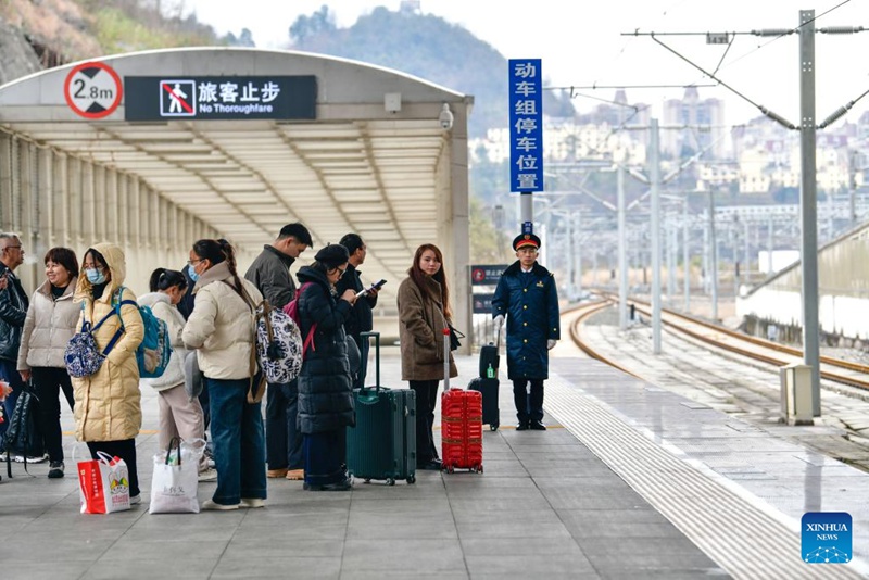 Dereva wa treni ya mwendokasi ashuhudia maendeleo ya miundombinu ya usafiri ya maskani yake