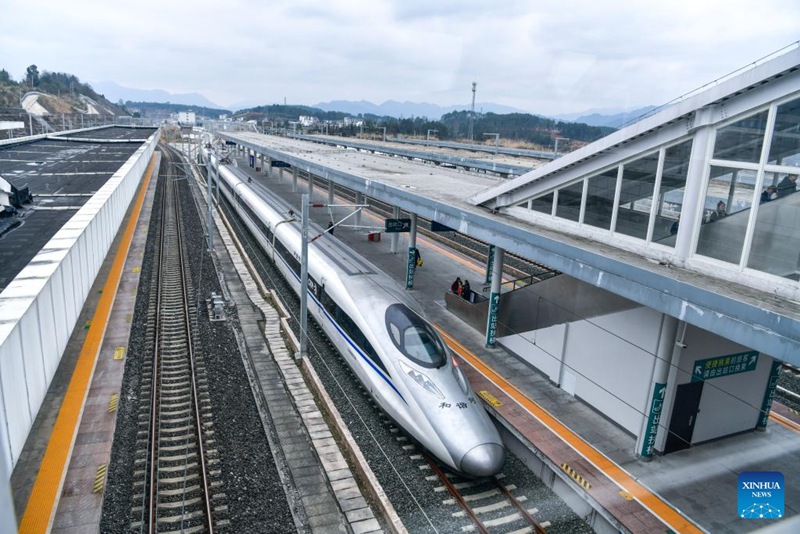 Dereva wa treni ya mwendokasi ashuhudia maendeleo ya miundombinu ya usafiri ya maskani yake