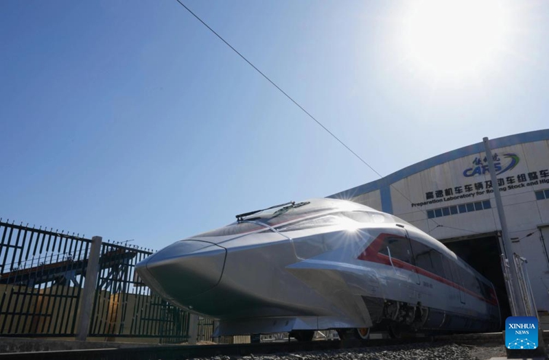 Treni ya mwendokasi ya mfano ya CR450 yafanyiwa majaribio mjini Beijing, China
