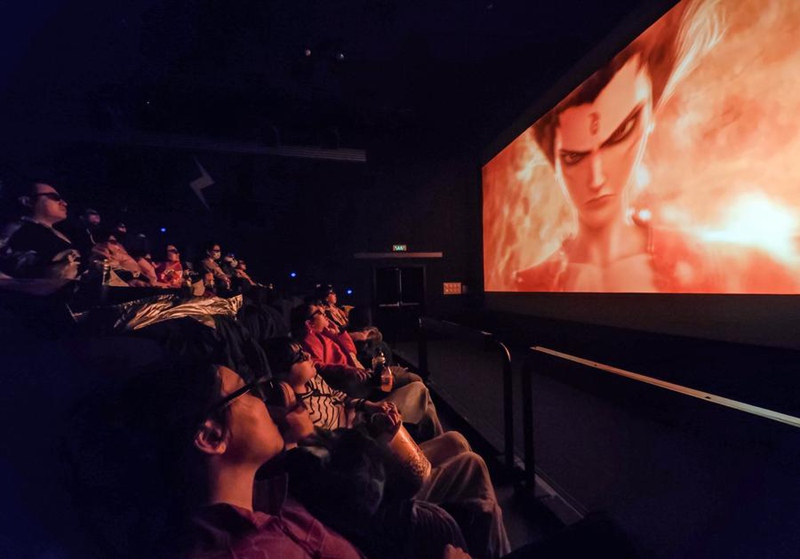 Watu wakitazama filamu ya "Ne Zha 2" katika 4D kwenye ukumbi wa sinema katika Eneo la Dongcheng mjini Beijing, mji mkuu wa China, Februari 16, 2025. (Xinhua/Chen Yehua)