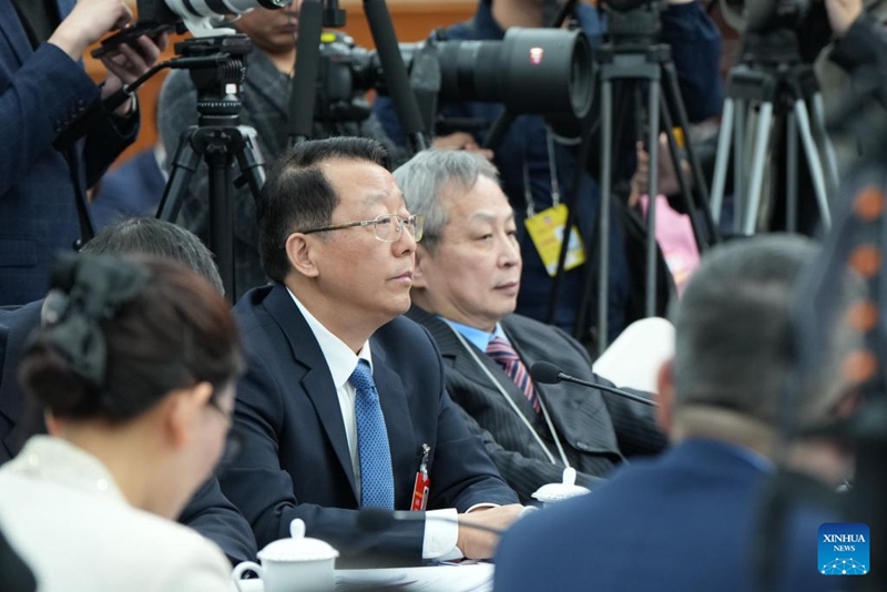 Mjumbe wa Bunge la Umma la China atoa wito wa kusukuma maendeleo kwa uvumbuzi katika tasnia ya magari
