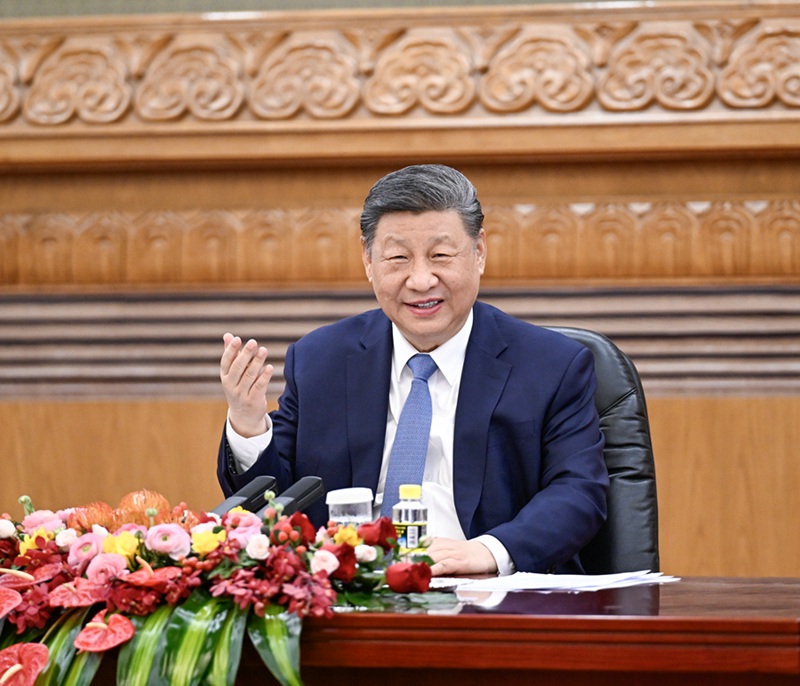 Rais wa China akutana na wajumbe wa sekta za viwanda duniani