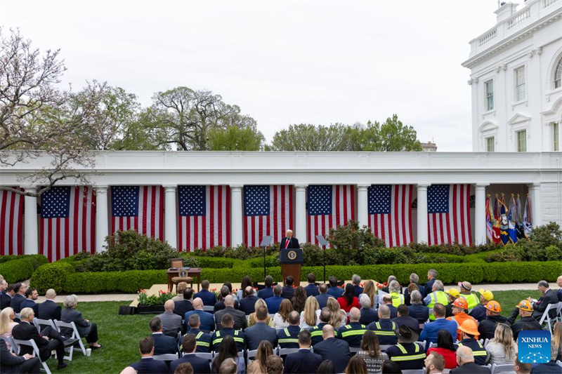 Trump atia saini amri tendaji juu ya 