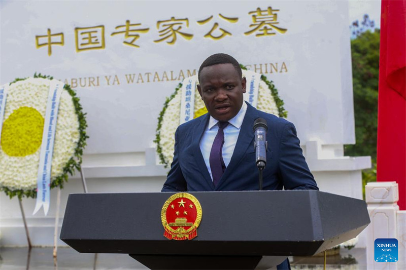 China na Tanzania zawaomboleza wahanga wa China katika ujenzi wa reli ya TAZARA