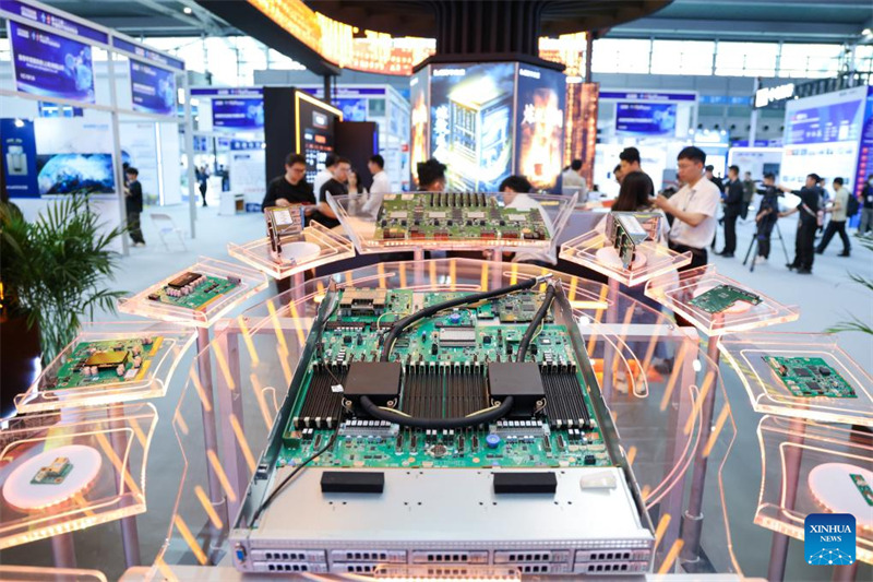Maonyesho ya 13 ya Teknolojia ya Upashanaji Habari ya China yaanza mjini Shenzhen
