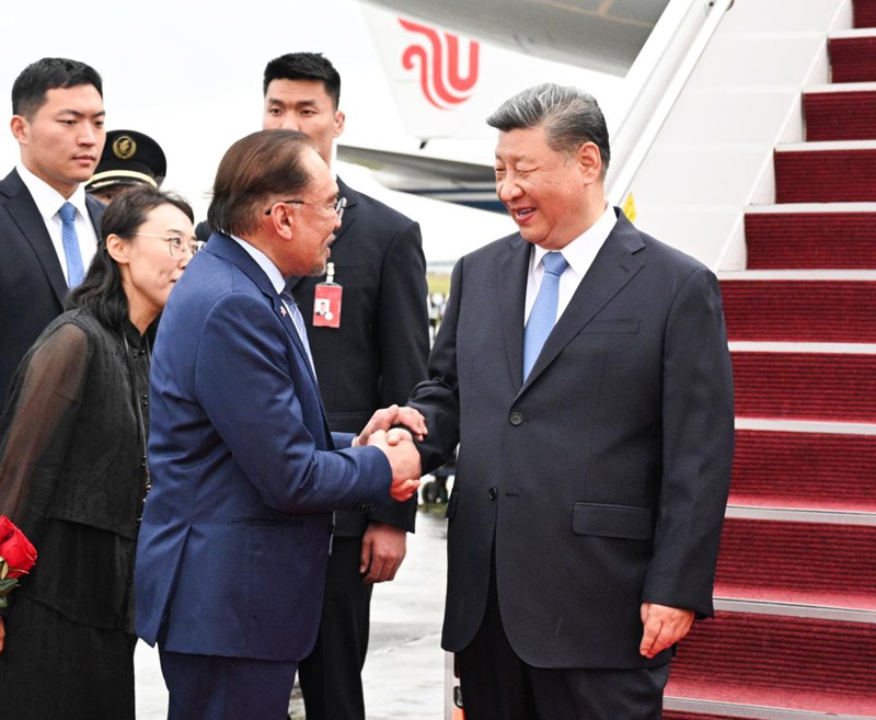 Rais Xi Jinping awasili Kuala Lumpur kwa ziara ya kiserikali nchini Malaysia