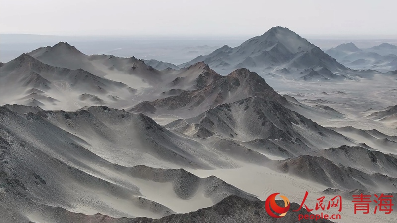 Mlima Heidu katika Mkoa wa Qinghai, China: “Mwezi Duniani”
