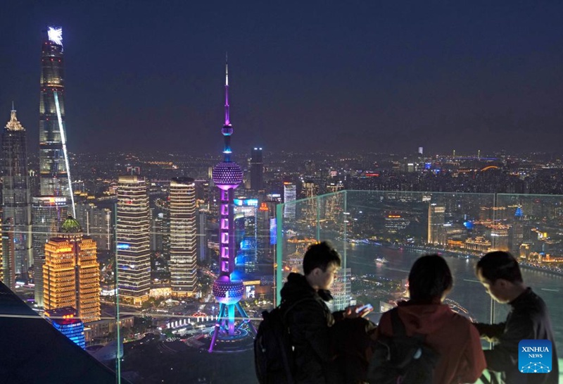 Jukwaa la kutazama mandhari ya mji juu ya Jengo la White Magnolia la Shanghai, China lafunguliwa kwa umma