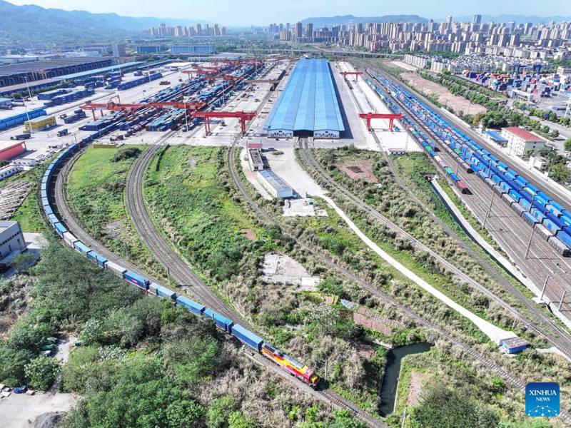 Njia ya treni ya mizigo yaunganisha Mji wa Chongqing, China na Asia ya Kati