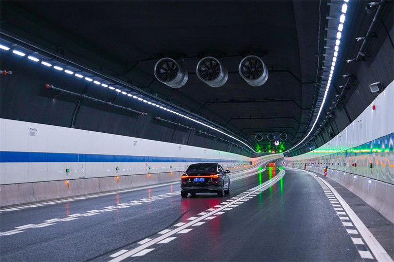 Mradi wa ukarabati kwenye barabara ya sita ya mzunguko ya mashariki ya Beijing, China wakamilika
