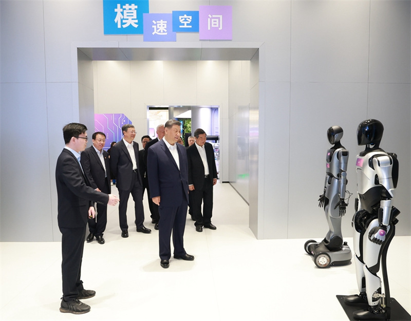 Rais Xi akagua jukwaa la kuzalisha modeli kubwa la Shanghai, akisisitiza matarajio ya China juu ya AI