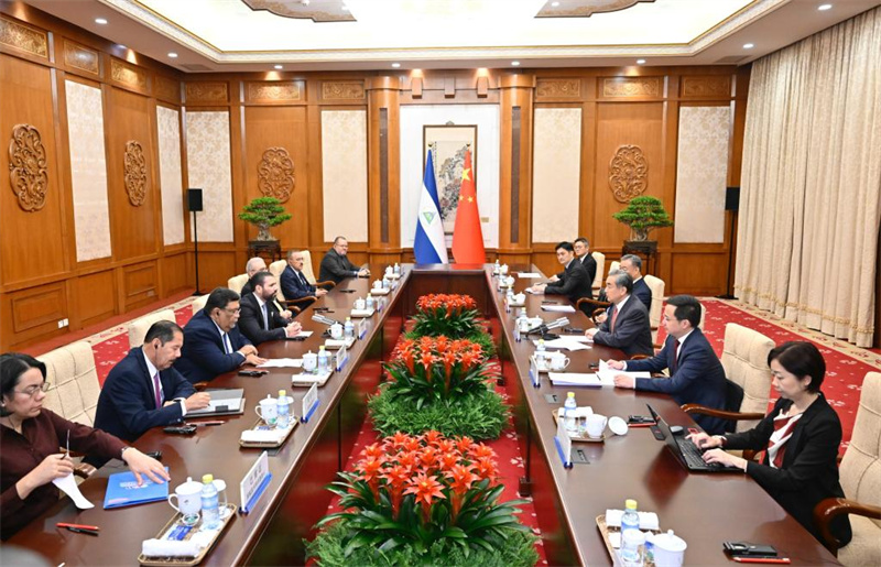 Wang Yi akutana na wageni wanaoshiriki katika mkutano wa nne wa mawaziri wa Baraza la China-CELAC