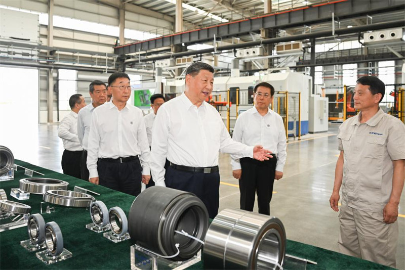 Rais Xi Jinping akagua mji wa Luoyang wa katikati mwa China