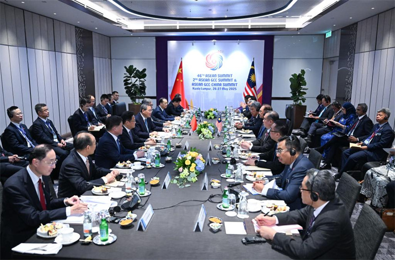 Waziri Mkuu wa China Li Qiang akikutana na Waziri Mkuu wa Malaysia Anwar Ibrahim mjini Kuala Lumpur, Malaysia, Mei 26, 2025. (Xinhua/Li Xiang)