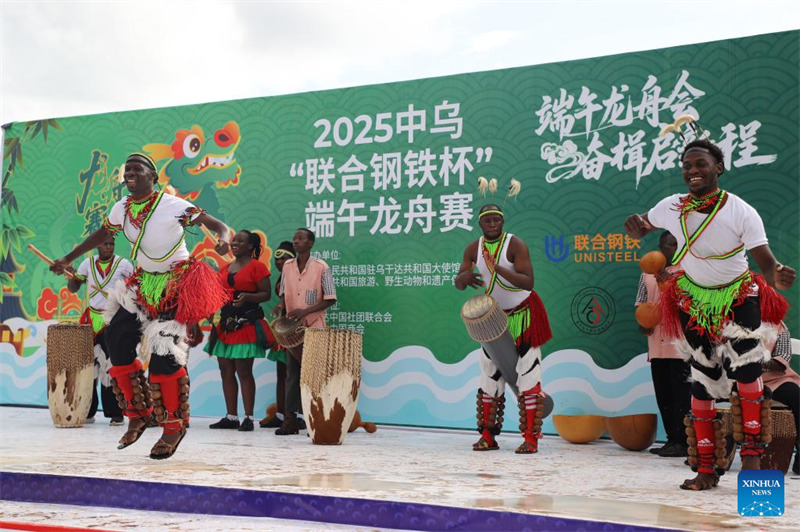 Uganda yasherehekea Sikukuu ya Mashua ya Dragoni ya China katika Ziwa Victoria