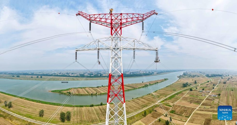 Mradi wa kusambaza umeme wa kV 500 wakamilisha kuvuka Mto Huaihe, mashariki mwa China